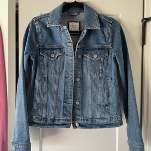 Abercrombie Jean Jackie Size Small